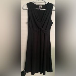Black flowy Alya dress